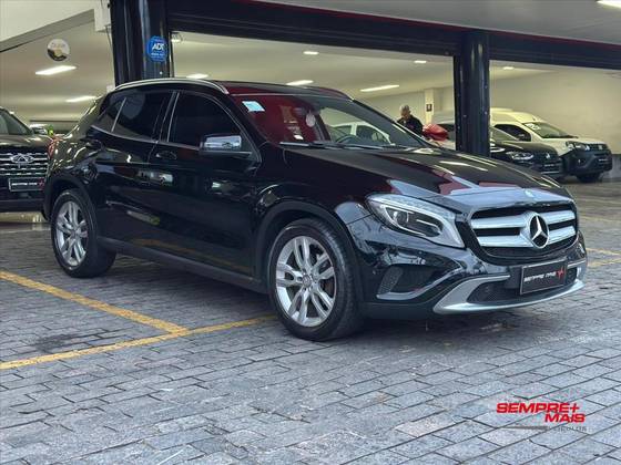 MERCEDES-BENZ GLA 200 1.6 CGI ADVANCE 16V TURBO GASOLINA 4P AUTOMÁTICO